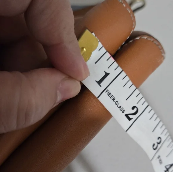 Tory Burch Cuoio Miller Tan Crossbody Bag with Replaced Patterned Strap - Picture 13 of 16